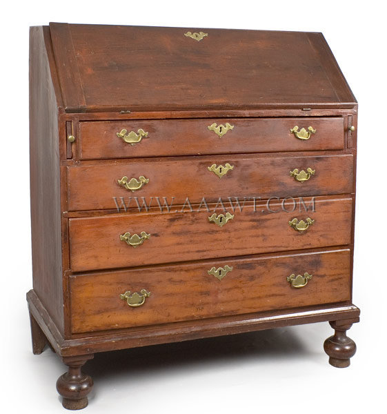 Desk, William and Mary, Slant Lid, Ball Feet
Circa 1690 to 1725
New York
Gumwood, entire view